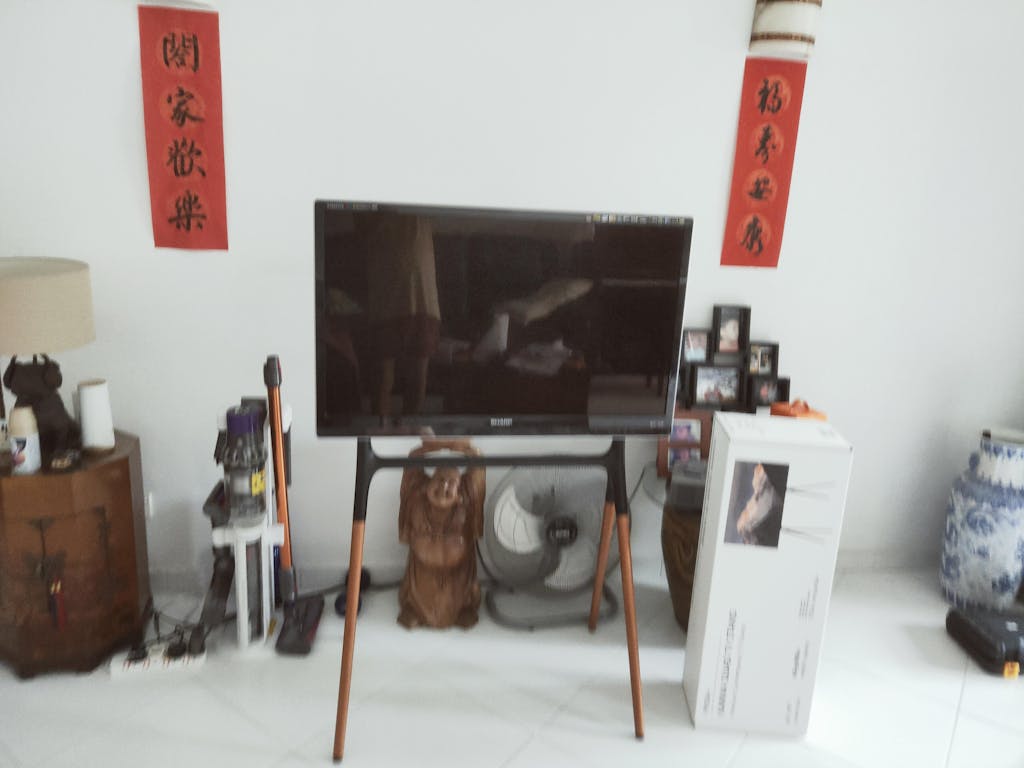 Kanva Quad TV Stand PRISM+