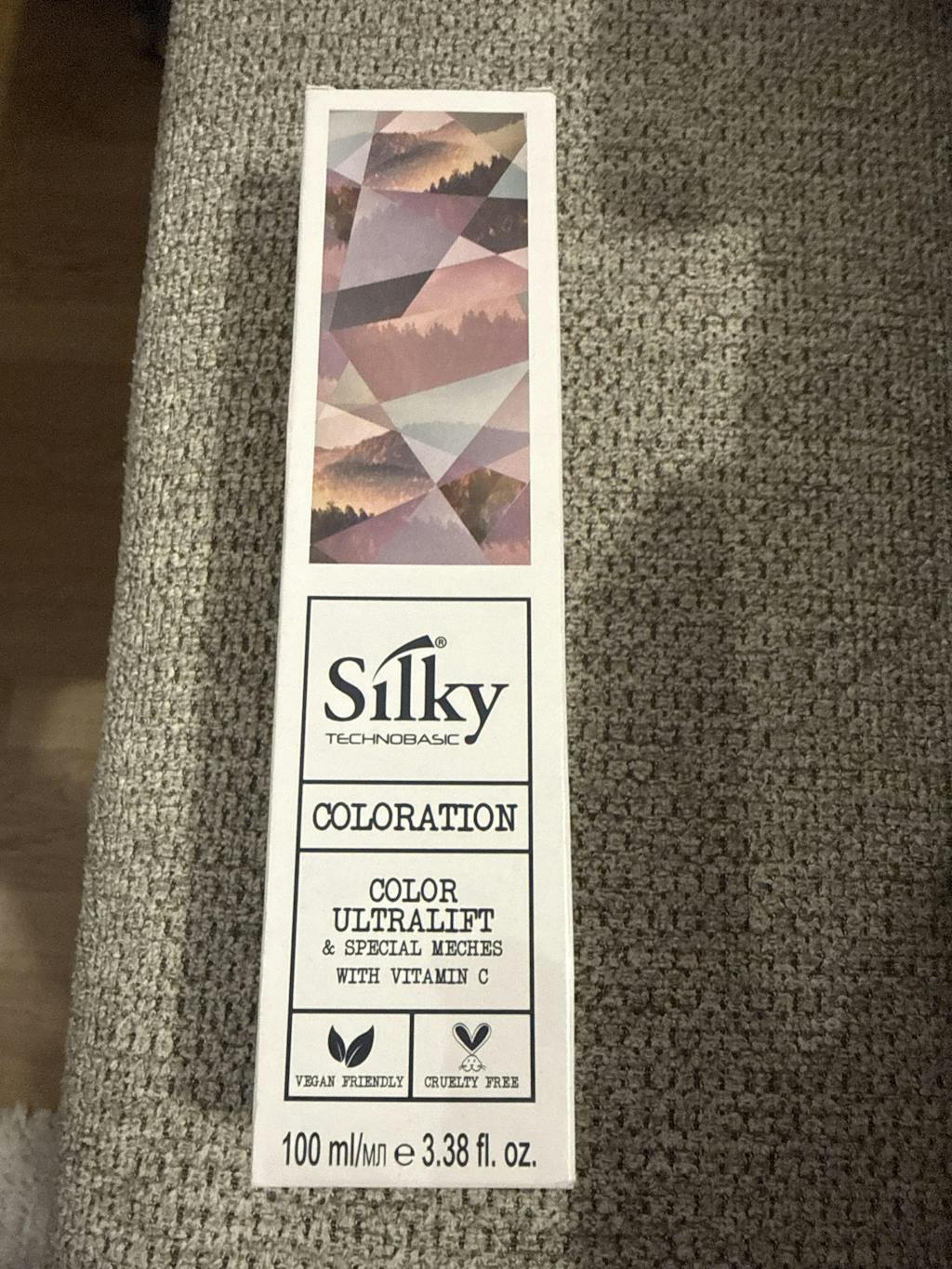 Silky Coloration Cream Vopsea de Păr Permanentă 100ml Culoare Uniformă și Acoperire a Firelor Albe