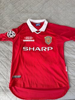 Manchester United 1999/2000 Home Retro
