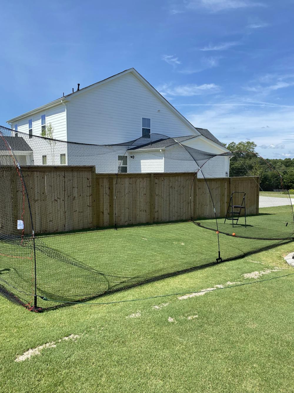 Heater PowerAlley Lite Pitching Machine w/ 22' Batting Cage PA299