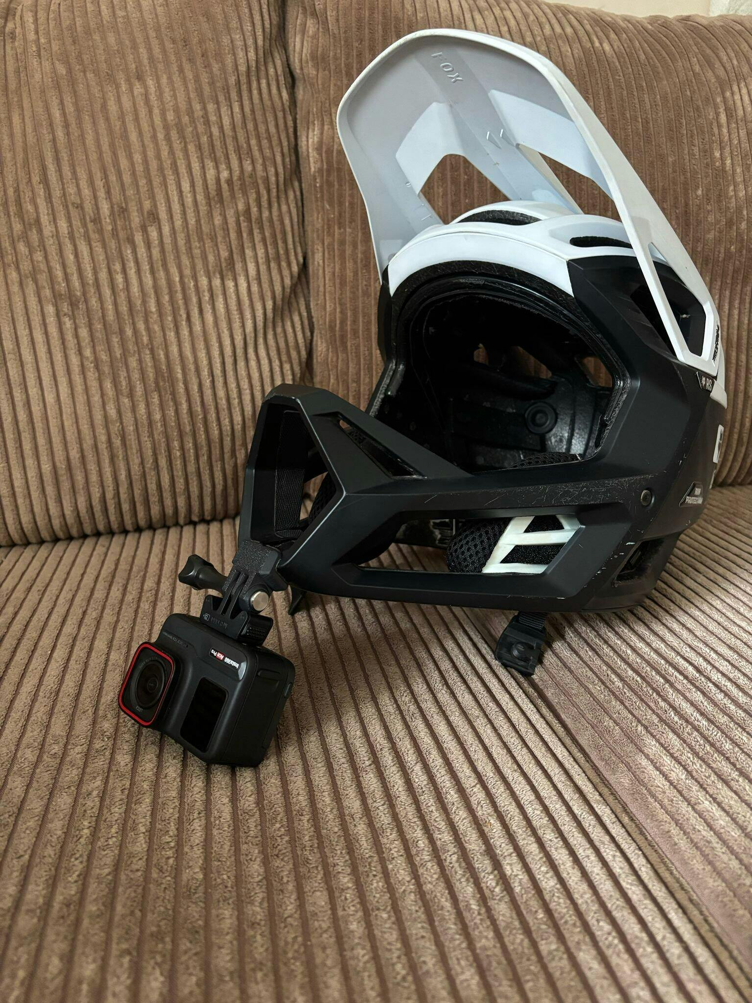 Fox Proframe/Proframe RS Chin Mount – ProBike3D