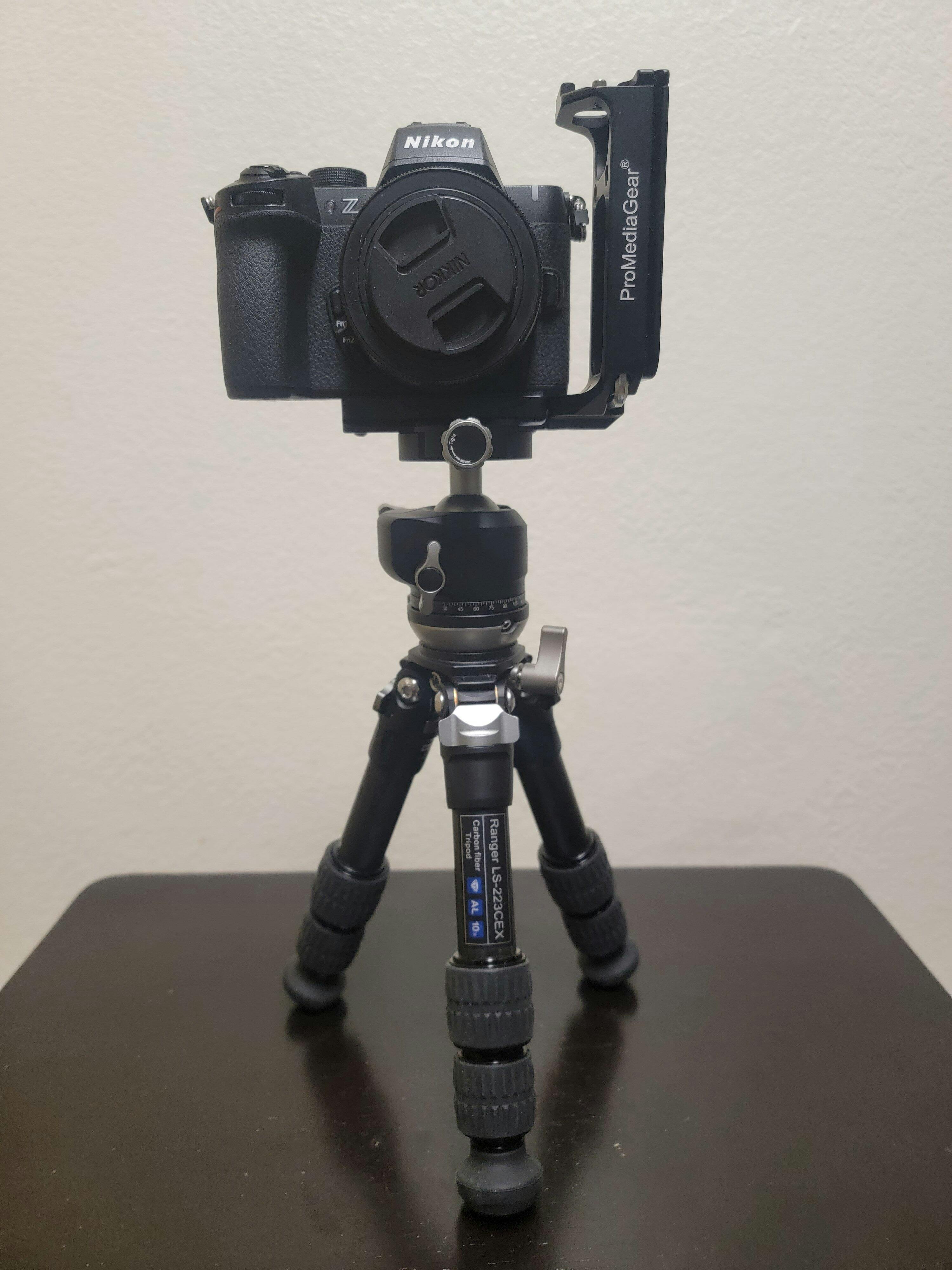 PLX3T Universal Arca L-Bracket for Flip Screen Cameras | ProMediaGear