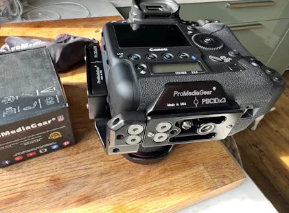 PLC1DX3 Arca-Swiss L-Bracket for Canon 1Dx Mark 3 | ProMediaGear