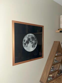 Fase Lunar: Una Memoria Grabada en Vidrio