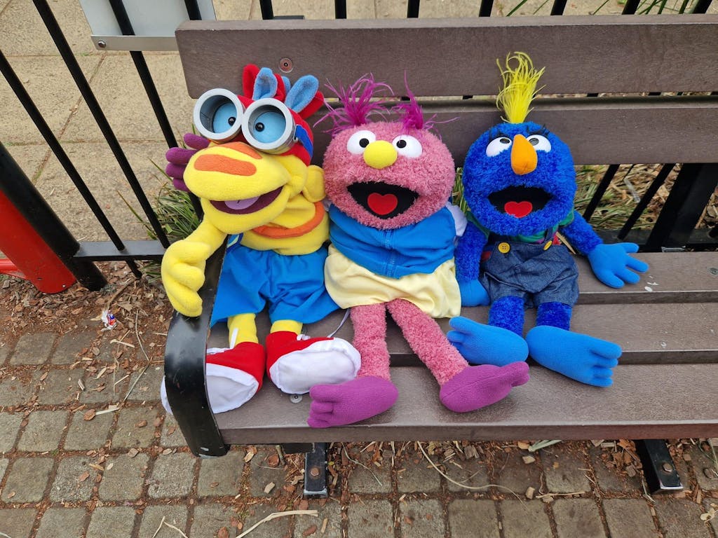 Smooch Monster Puppet – 24" Full Body