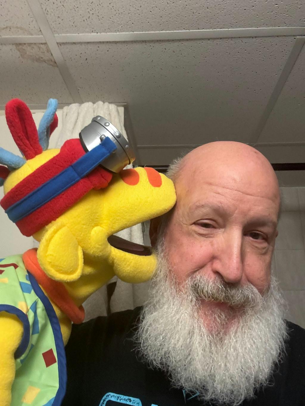 Zoomer Alien Puppet – 24" Full Body