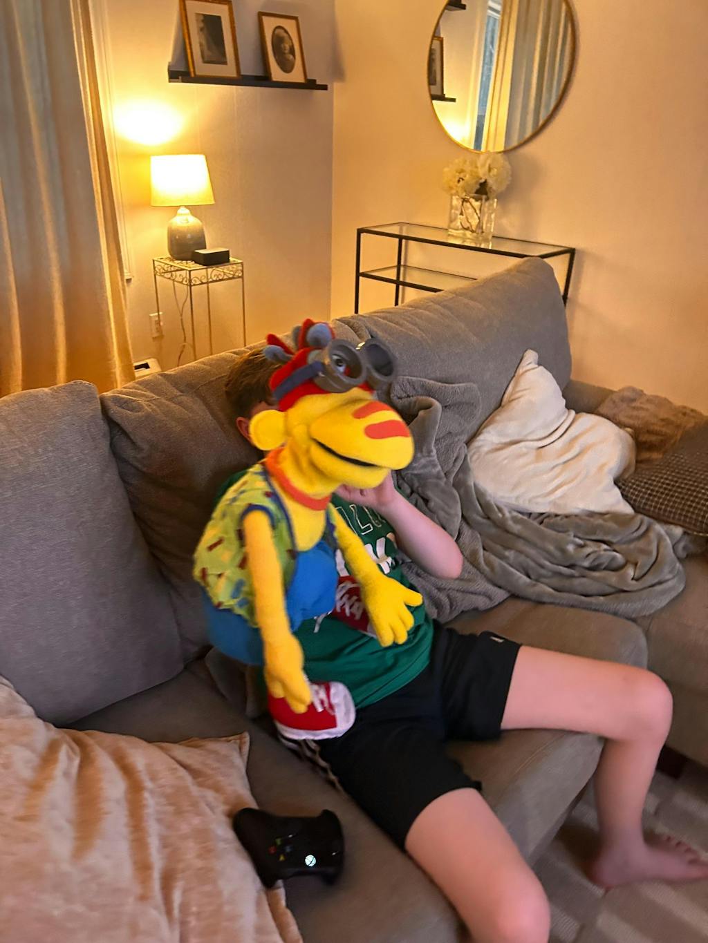 Zoomer Alien Puppet – 24" Full Body