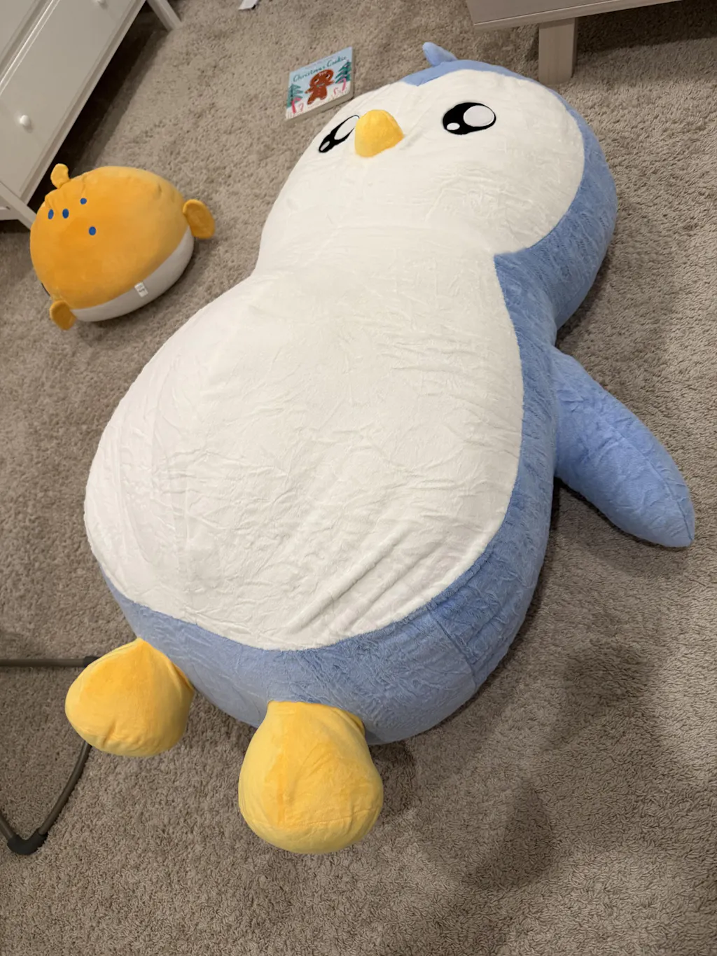 Giant Pengu Plush – Pudgy Penguins