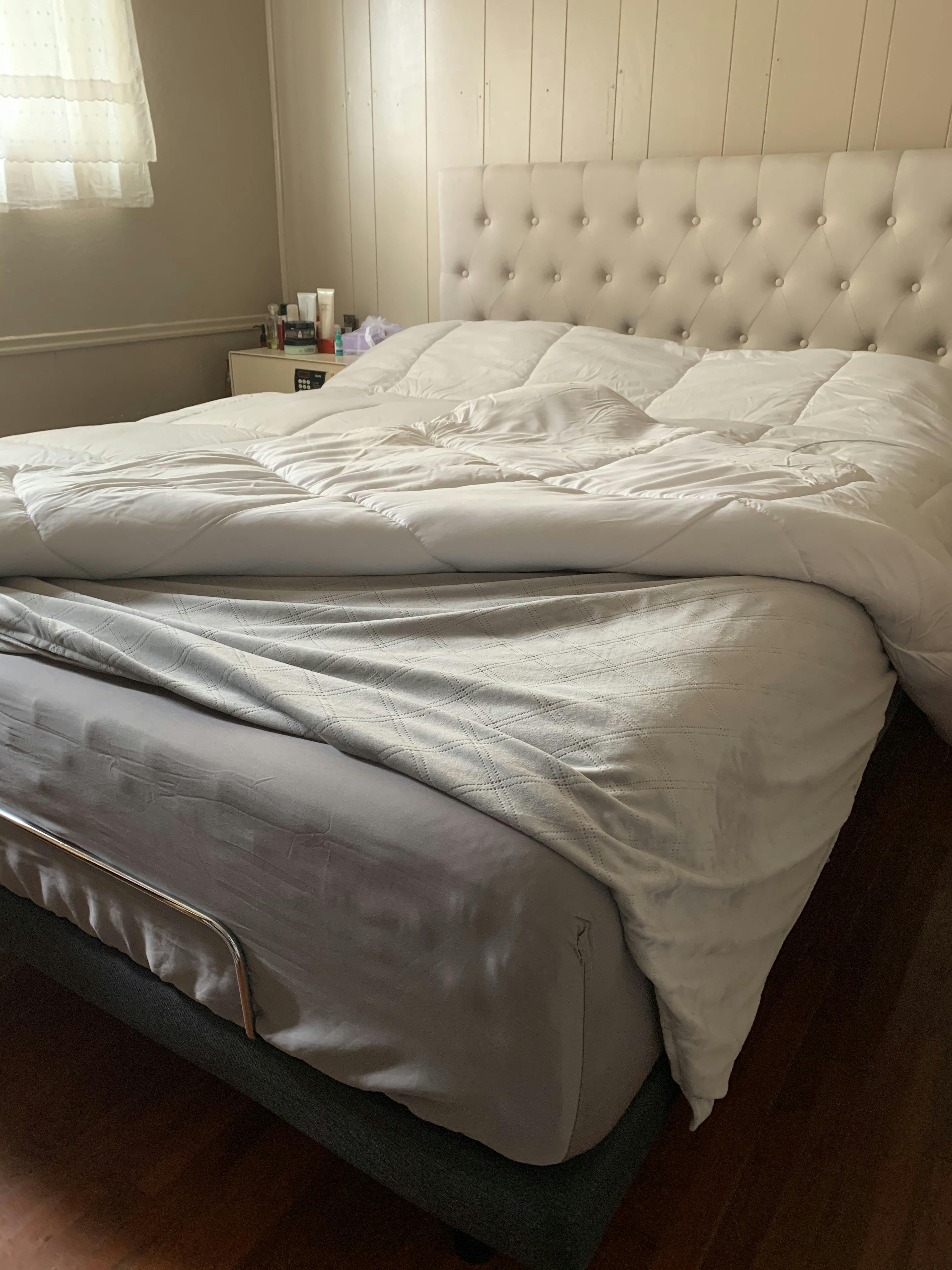 Puffy Adjustable Bed Frame Zero Gravity & Wireless Control