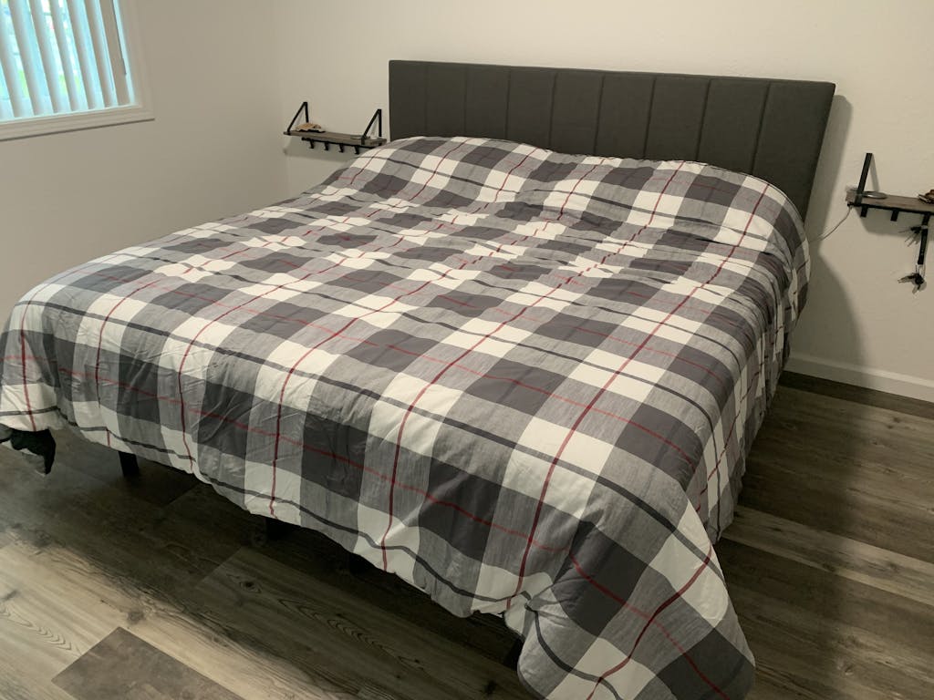 Puffy Adjustable Bed Frame Zero Gravity & Wireless Control