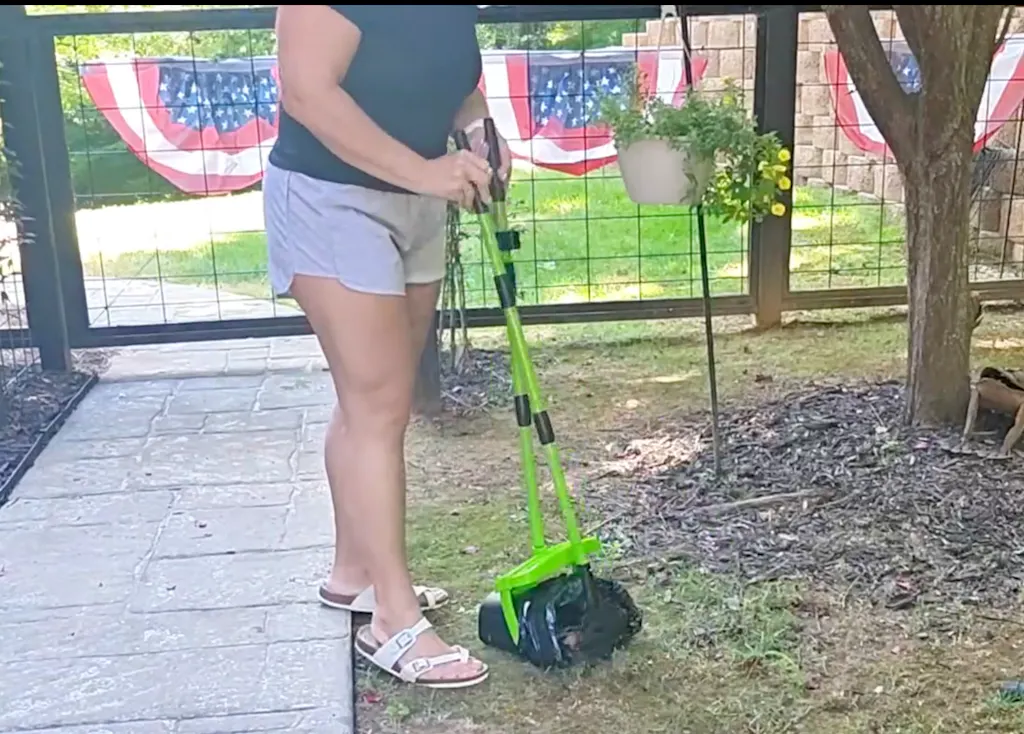 Pupzle Dog Pooper Scooper with Bags, Heavy Duty Metal Poop Scooper