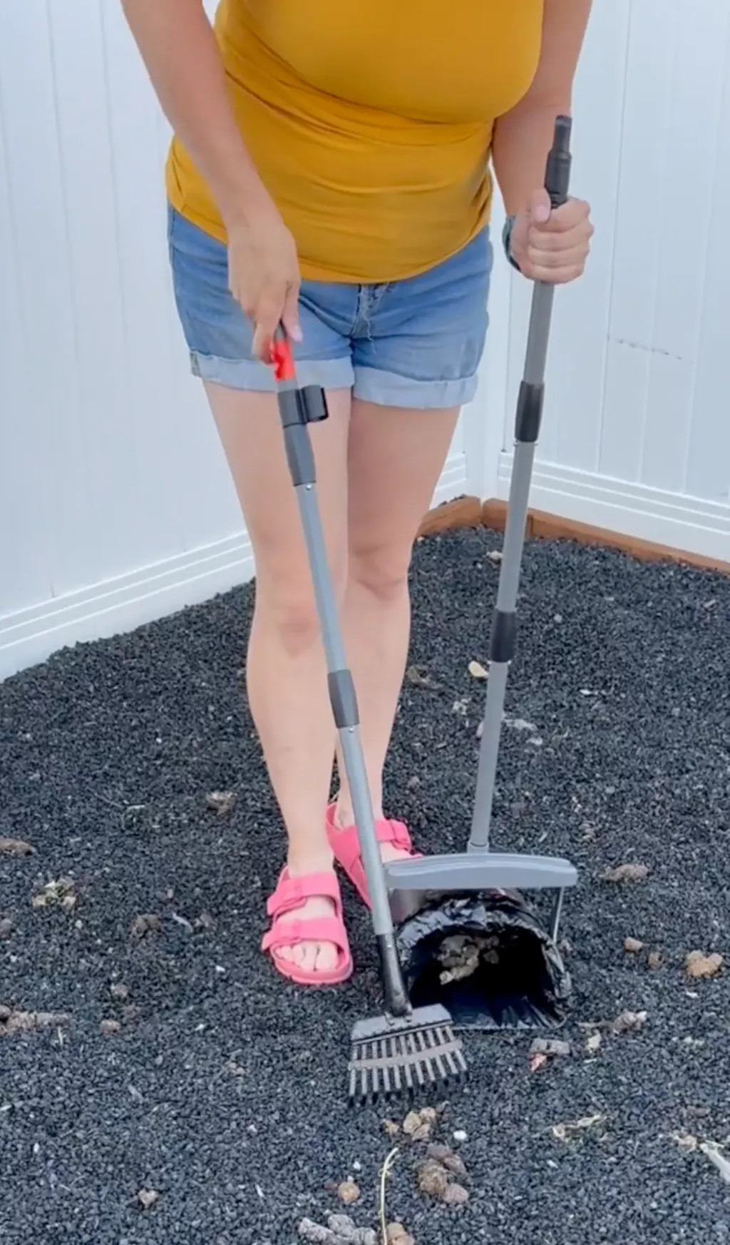 Pupzle Dog Pooper Scooper with Bags, Heavy Duty Metal Poop Scooper