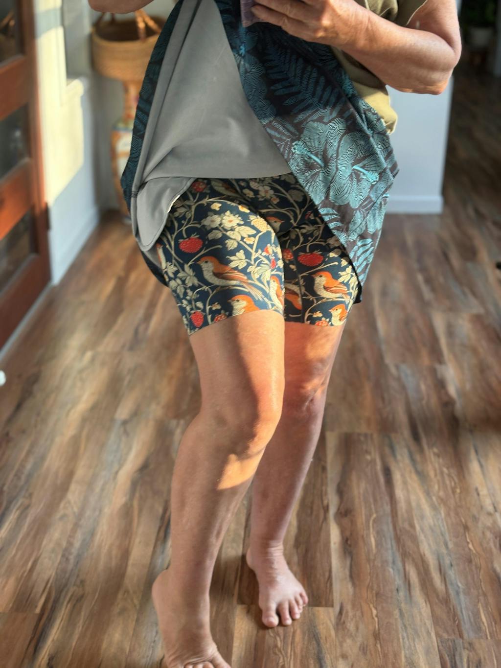 Berries & Birds (8" inseam) High-Waisted Biker Shorts