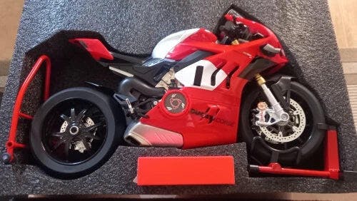 Customer photo for 1:6 Ducati Panigale V4R Diecast Alloy Model