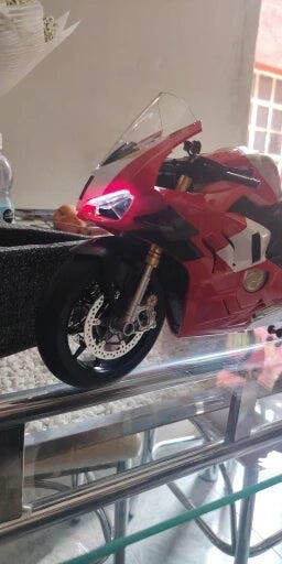 Customer photo for 1:6 Ducati Panigale V4R Diecast Alloy Model