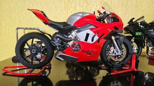 Customer photo for 1:6 Ducati Panigale V4R Diecast Alloy Model