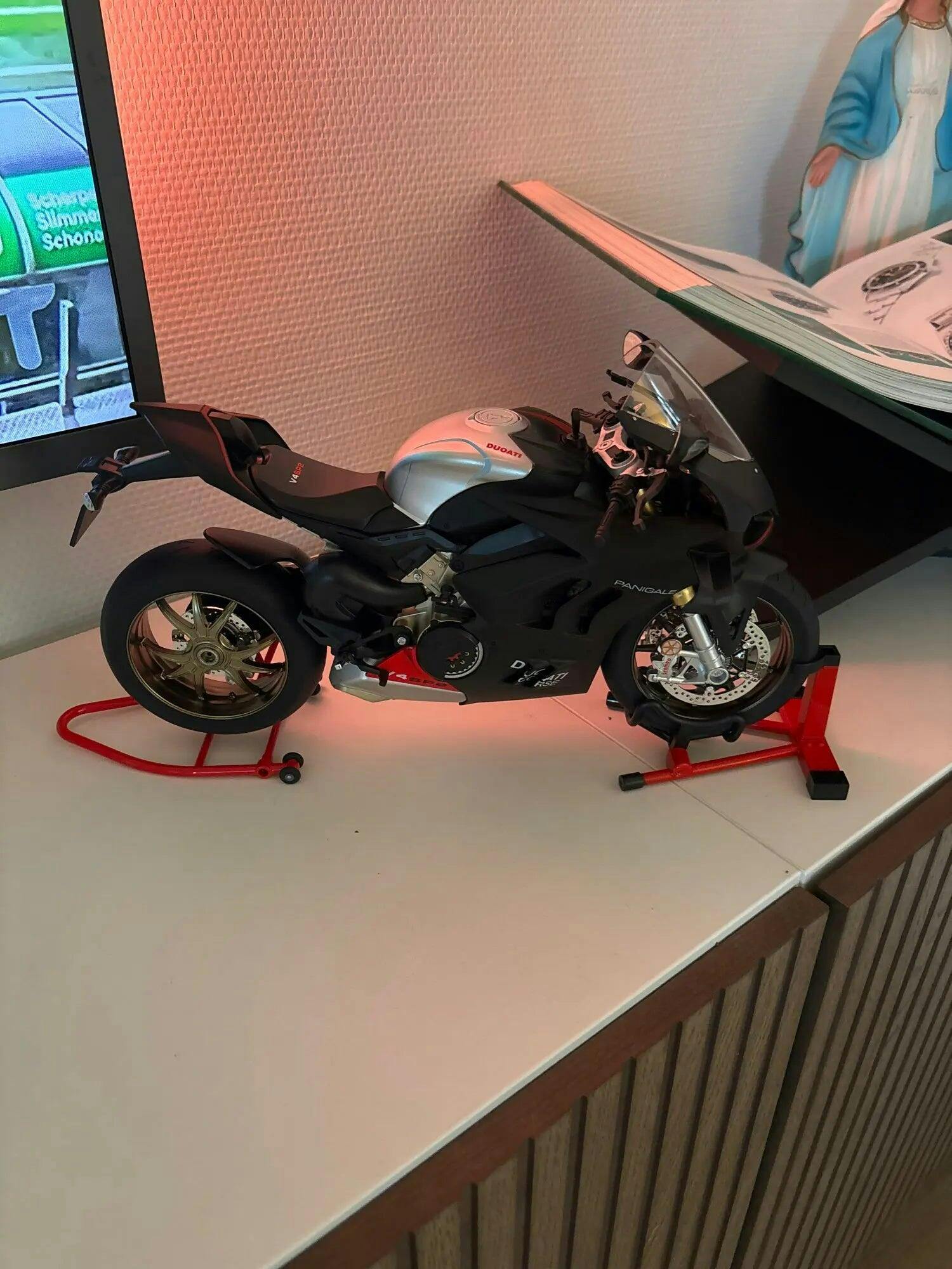 Customer photo for 1:6 Ducati Panigale V4R Diecast Alloy Model