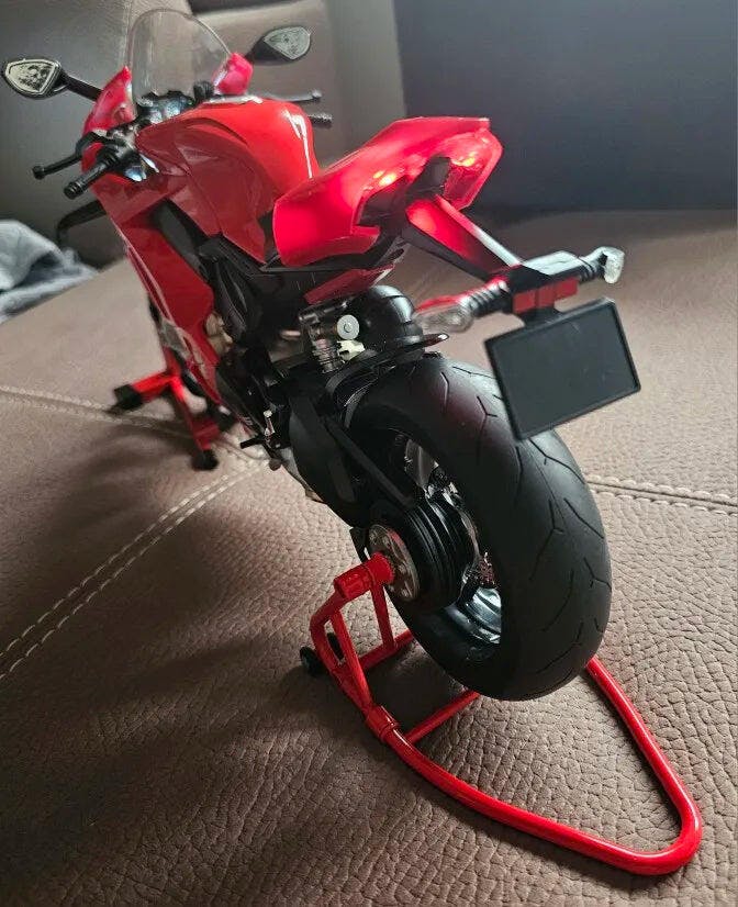 Customer photo for 1:6 Ducati Panigale V4R Diecast Alloy Model