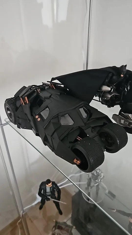 Customer photo for 1/18 Classic Batmobile Alloy Diecast