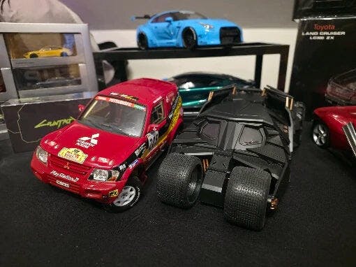 Customer photo for 1/18 Classic Batmobile Alloy Diecast