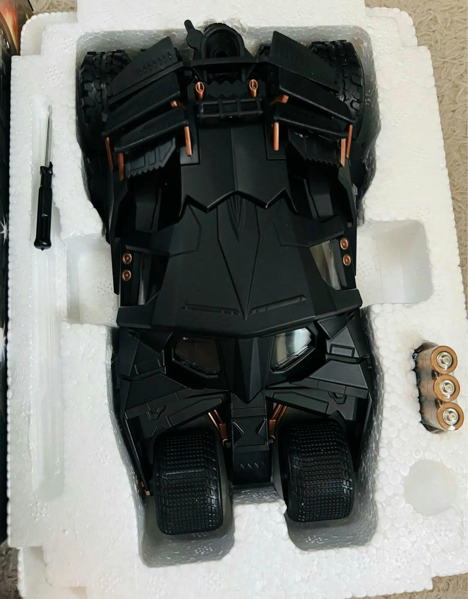 Customer photo for 1/18 Classic Batmobile Alloy Diecast