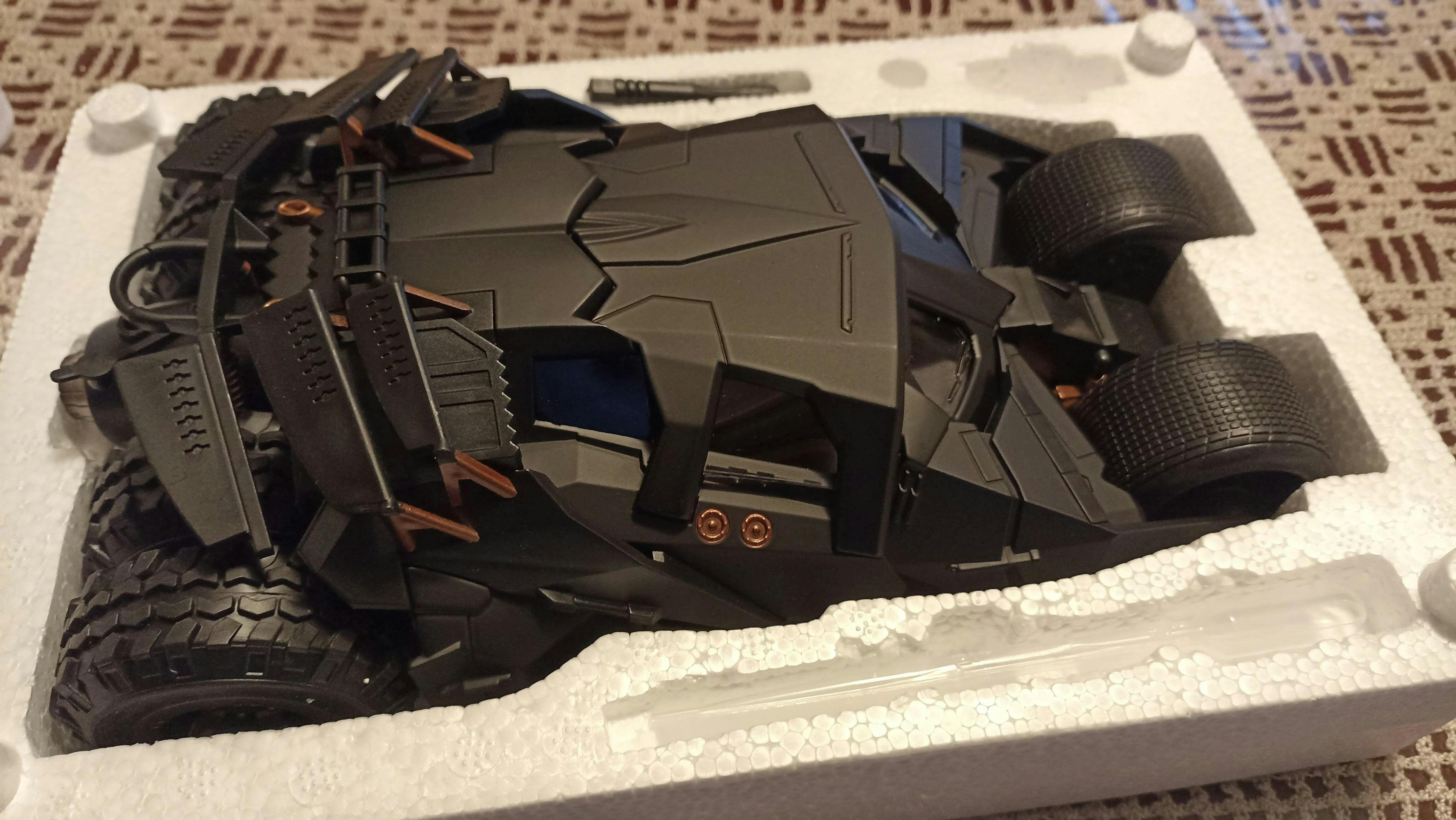 Customer photo for 1/18 Classic Batmobile Alloy Diecast