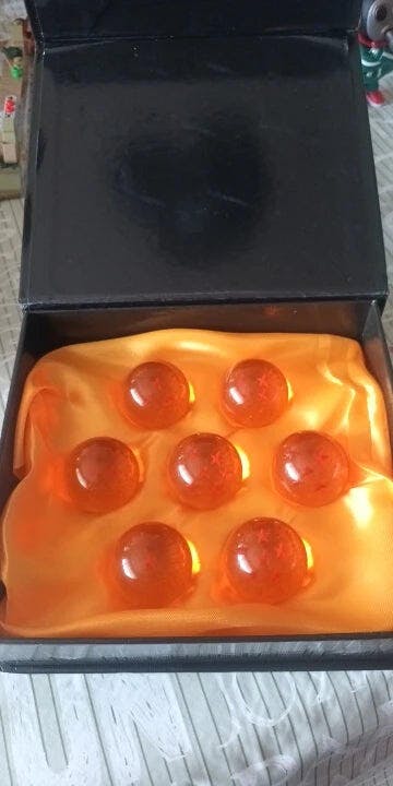 Customer photo for Dragon Ball Z 7 Star Crystal Balls Set