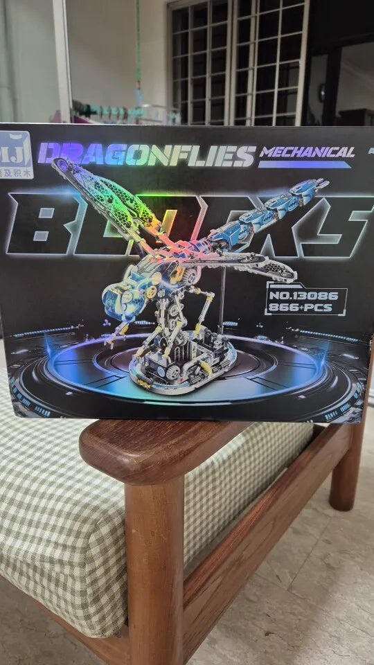 Customer photo for Mechanical Dragonfly Building Kit — 866 Pieces, LED