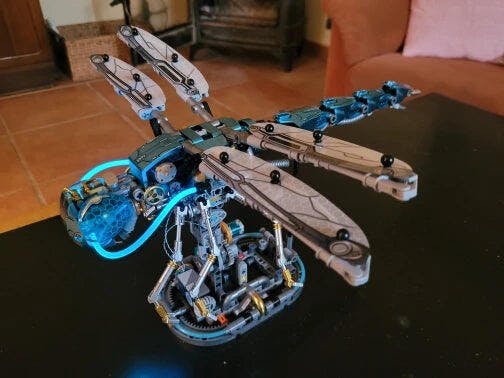 Customer photo for Mechanical Dragonfly Building Kit — 866 Pieces, LED