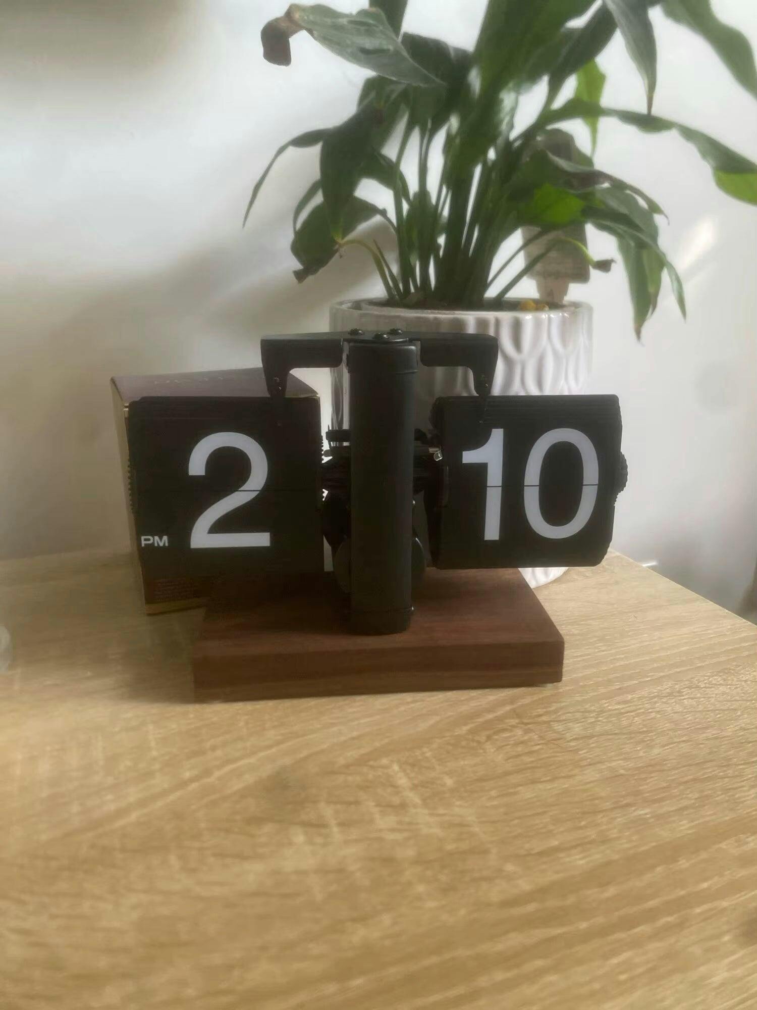 Customer photo for Retro Flip Down Clock with Automatic Rotating