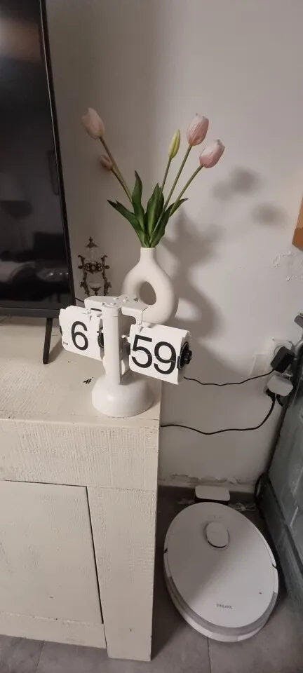 Customer photo for Retro Flip Down Clock with Automatic Rotating