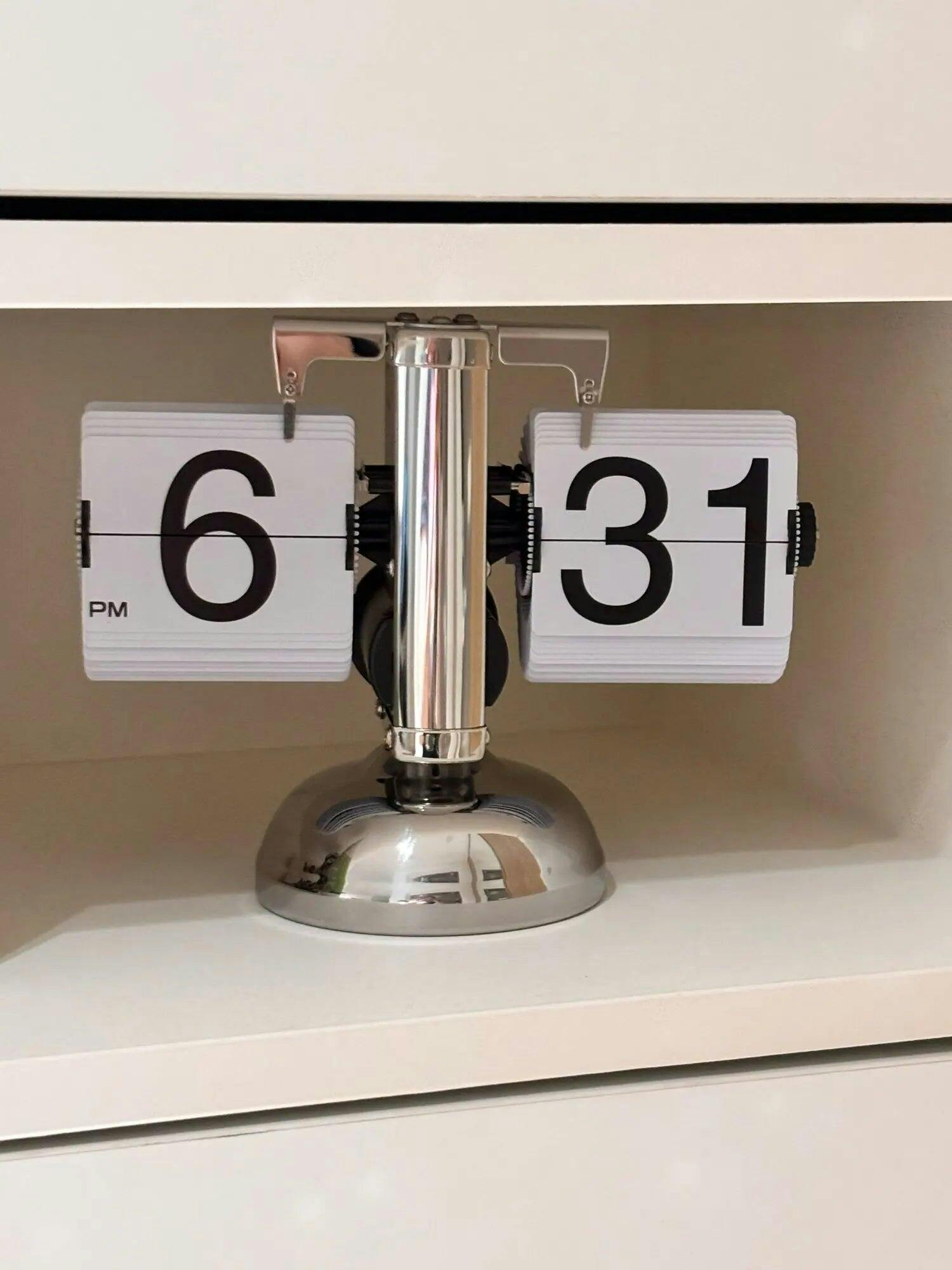 Customer photo for Retro Flip Down Clock with Automatic Rotating