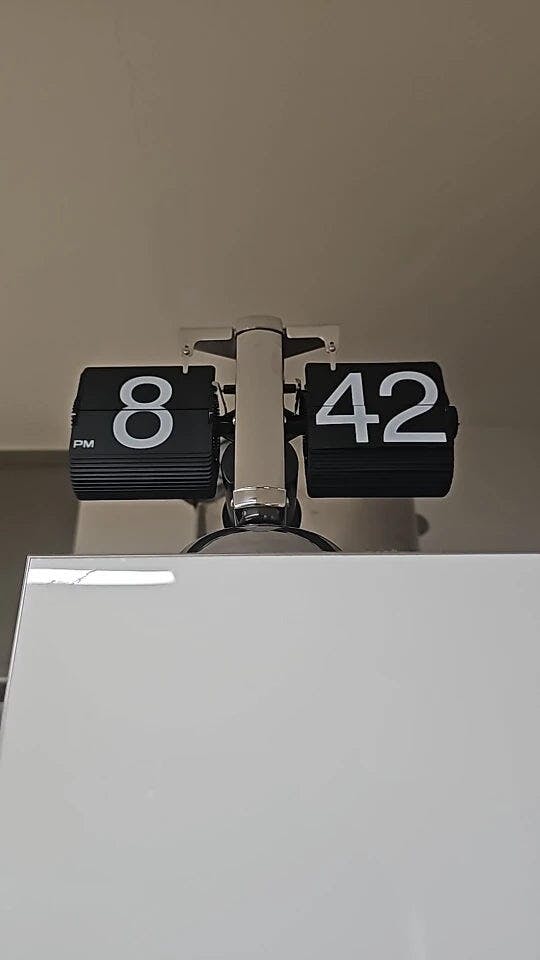 Customer photo for Retro Flip Down Clock with Automatic Rotating