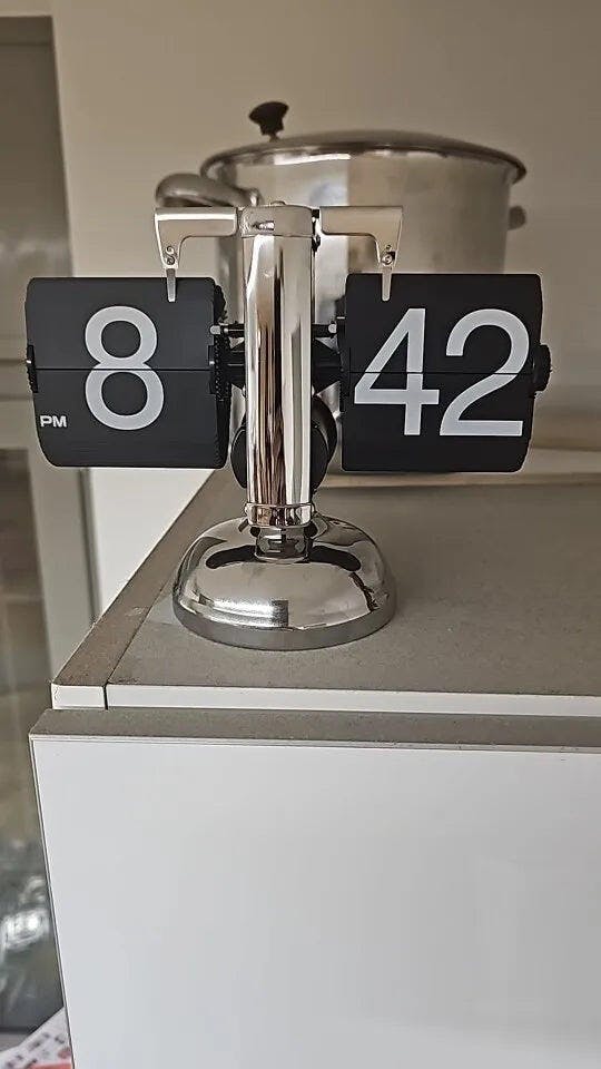 Customer photo for Retro Flip Down Clock with Automatic Rotating