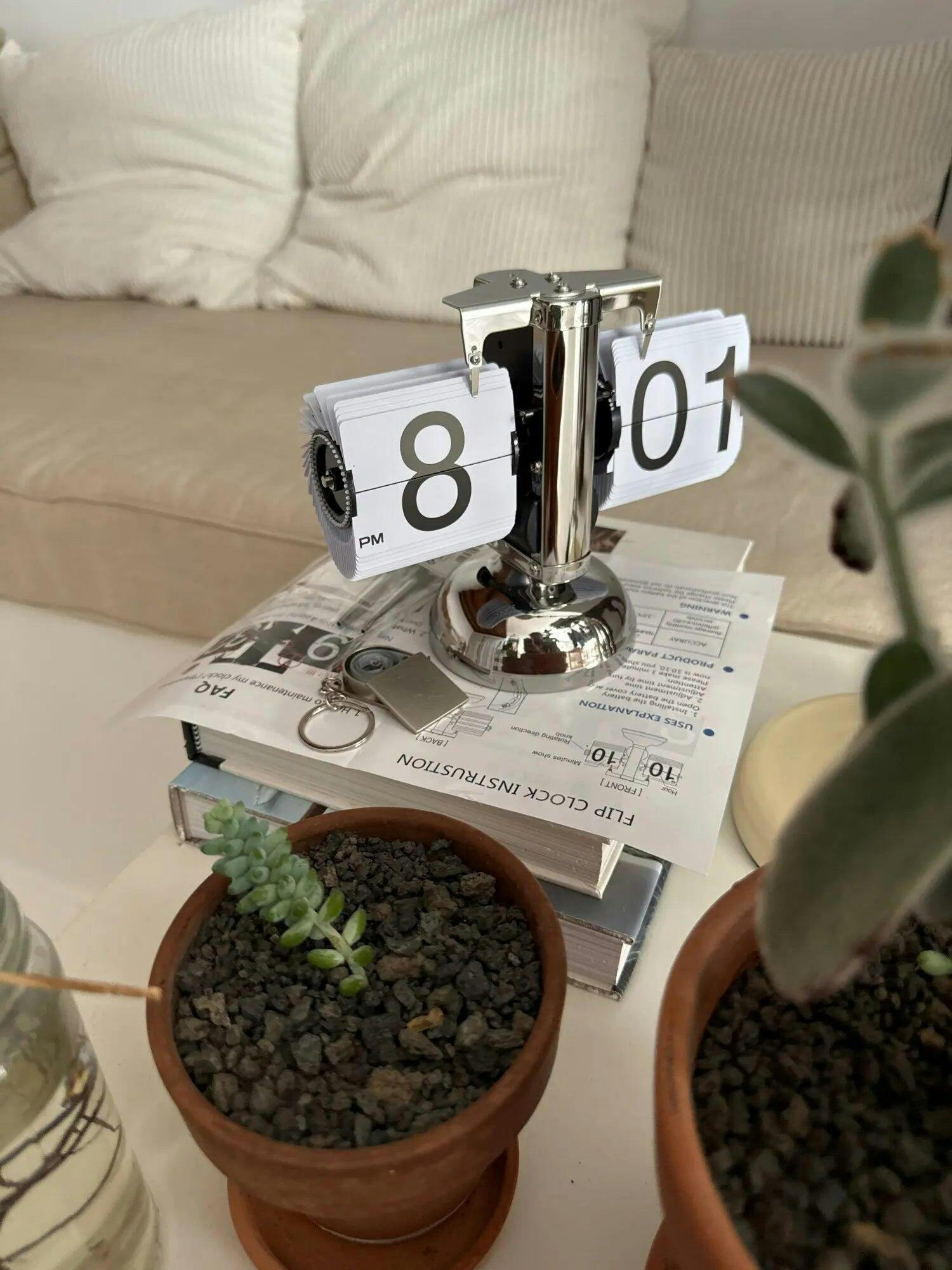 Customer photo for Retro Flip Down Clock with Automatic Rotating