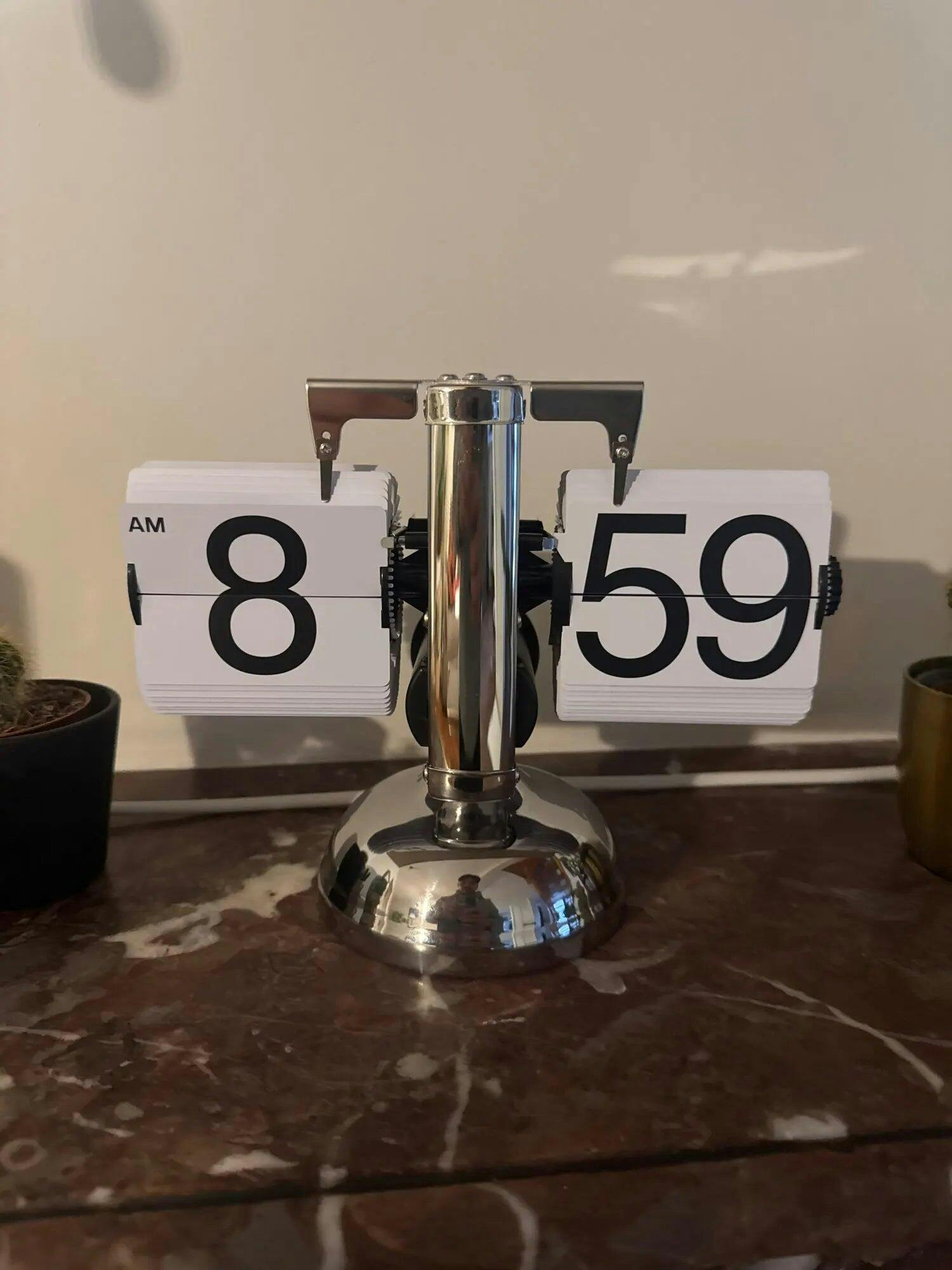 Customer photo for Retro Flip Down Clock with Automatic Rotating