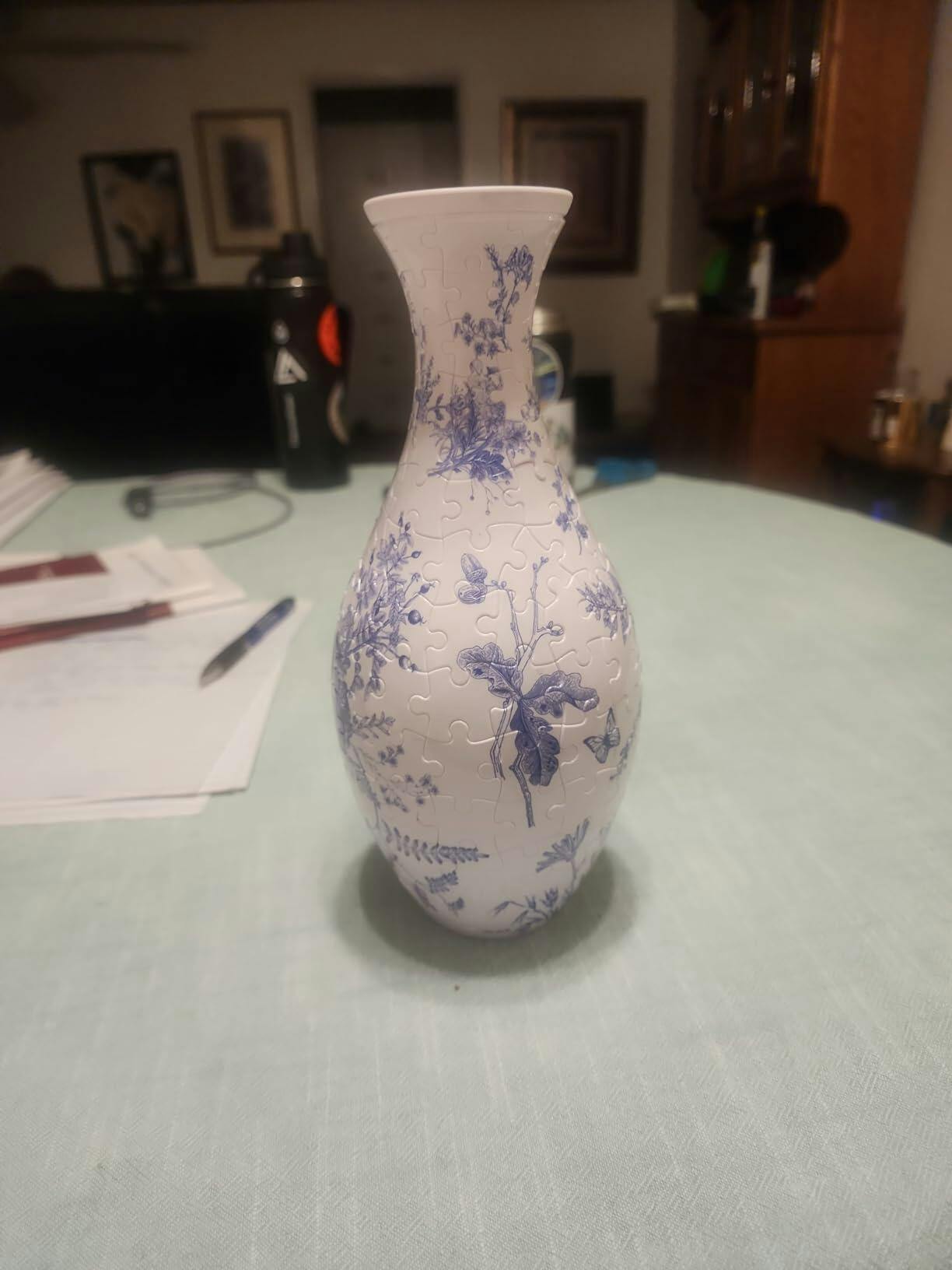 Customer photo for 160-Piece 3D Puzzle Flower Vase Kit