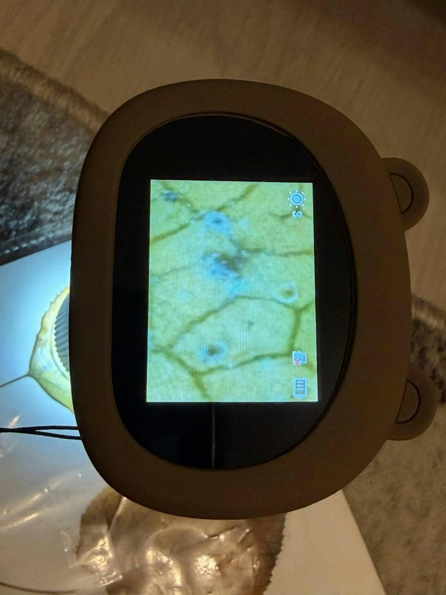 Customer photo for 1000X Digital Microscope for Kids — Micro Explorer