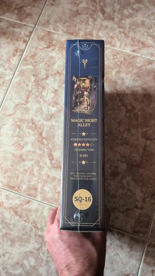 Customer photo for Diy Book Nook Shelf - Magic 3D Bookends Collection
