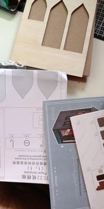 Customer photo for Diy Book Nook Shelf - Magic 3D Bookends Collection