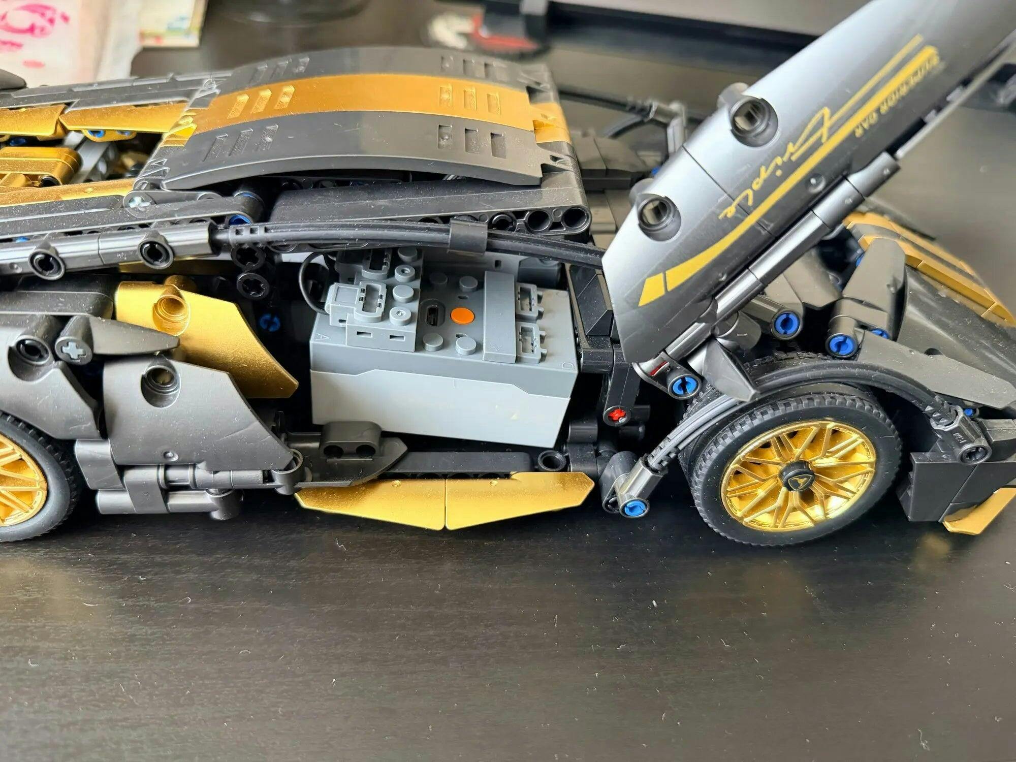 Customer photo for Lamborgini FK937 1:14 Scale Building Blocks RC