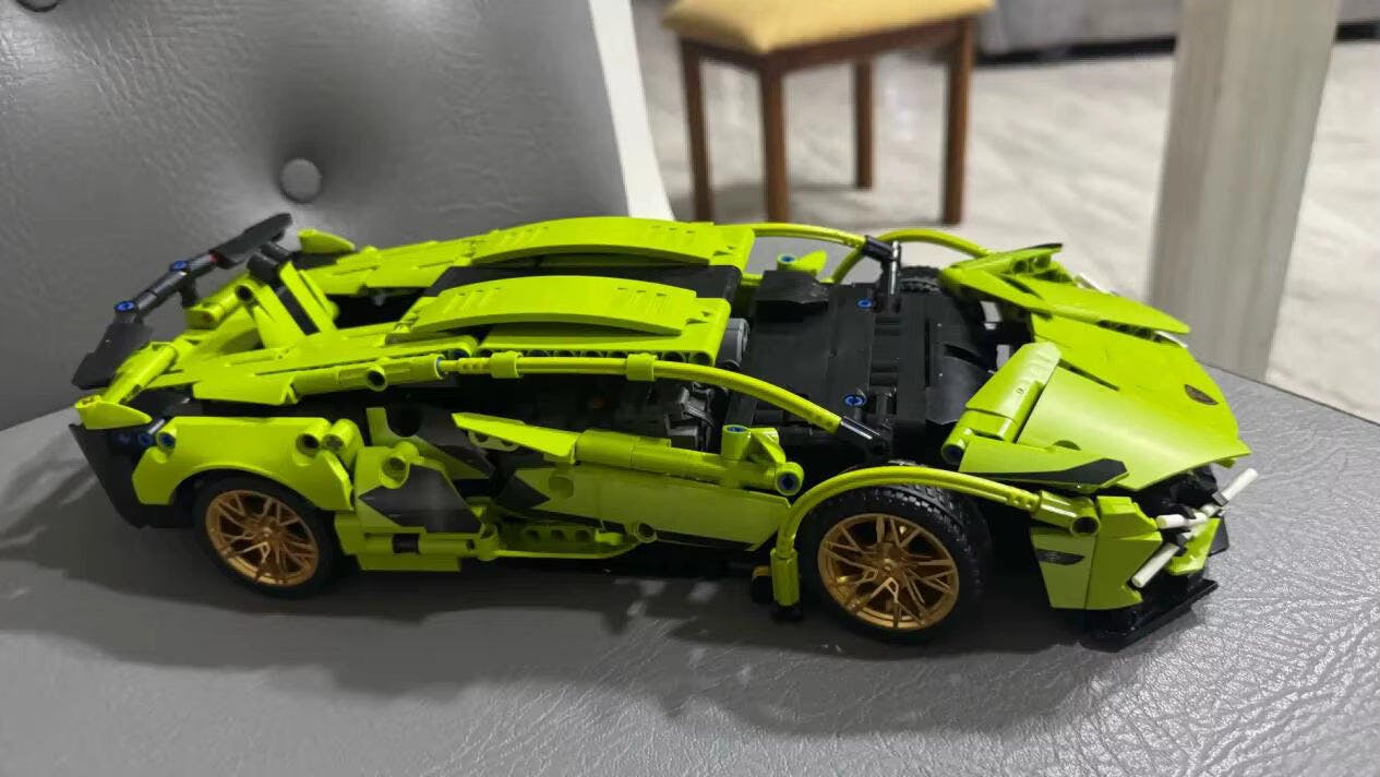 Customer photo for Lamborgini FK937 1:14 Scale Building Blocks RC