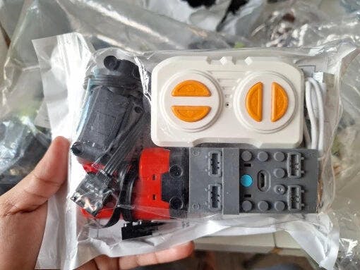 Customer photo for Lamborgini FK937 1:14 Scale Building Blocks RC
