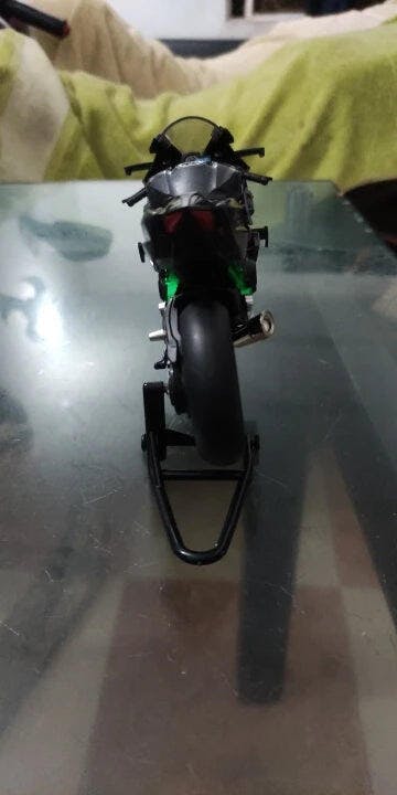 Customer photo for Ninja H2R Die-Cast Motorcycle — 1:12 Scale Model