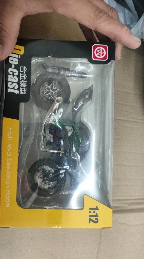 Customer photo for Ninja H2R Die-Cast Motorcycle — 1:12 Scale Model