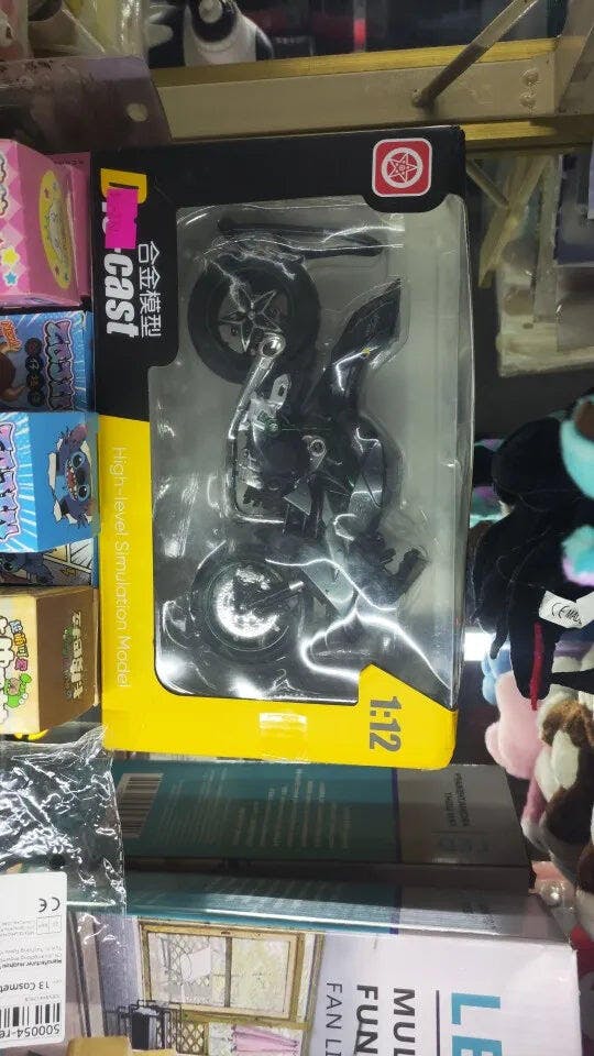 Customer photo for Ninja H2R Die-Cast Motorcycle — 1:12 Scale Model