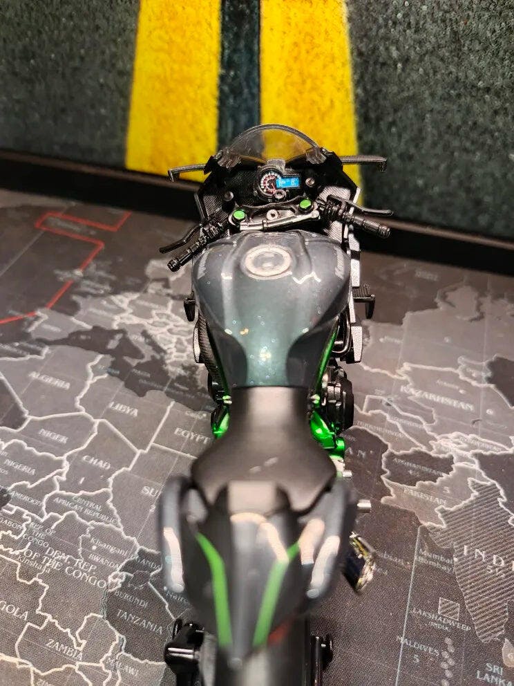 Customer photo for Ninja H2R Die-Cast Motorcycle — 1:12 Scale Model