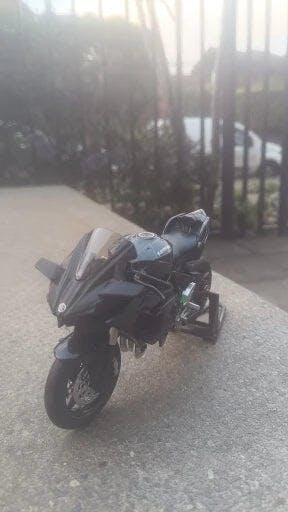 Customer photo for Ninja H2R Die-Cast Motorcycle — 1:12 Scale Model