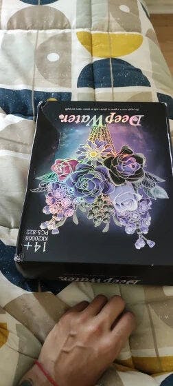 Customer photo for Purple Rose Bouquet Building Blocks Set