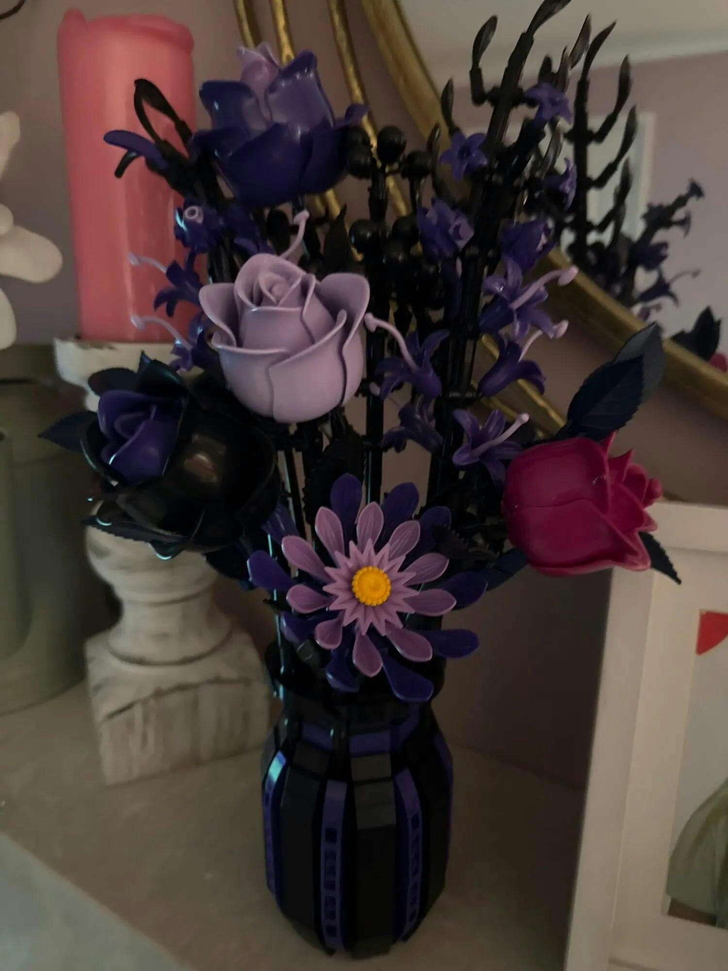 Customer photo for Purple Rose Bouquet Building Blocks Set